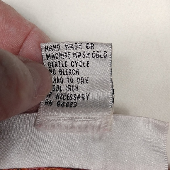 Diane Von Furstenberg Silk Assets Women's 100% Silk Size Large - Picture 4 of 9